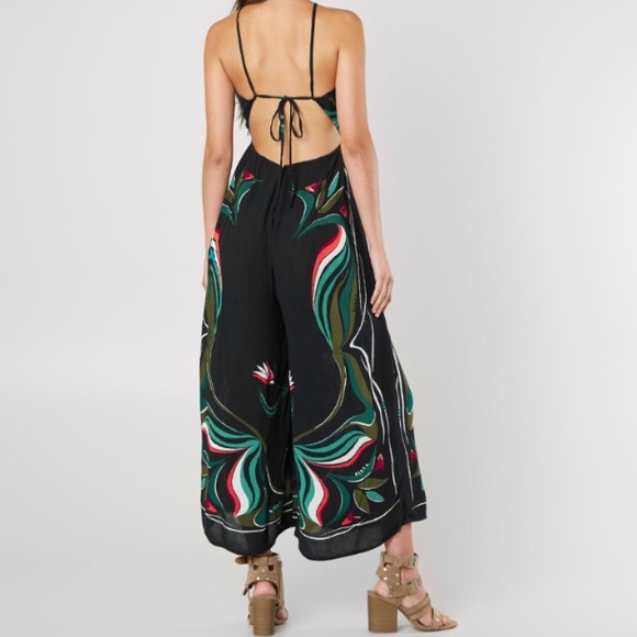 🔥🔥BILLABONG - FLORAL UP JUMPSUIT🔥🔥 - Picture 4 of 8